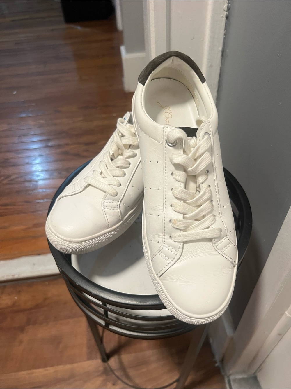 J. Crew White Leather Low-Top Sneakers with Gray Heel Tab size 7 women - Picture 12 of 12